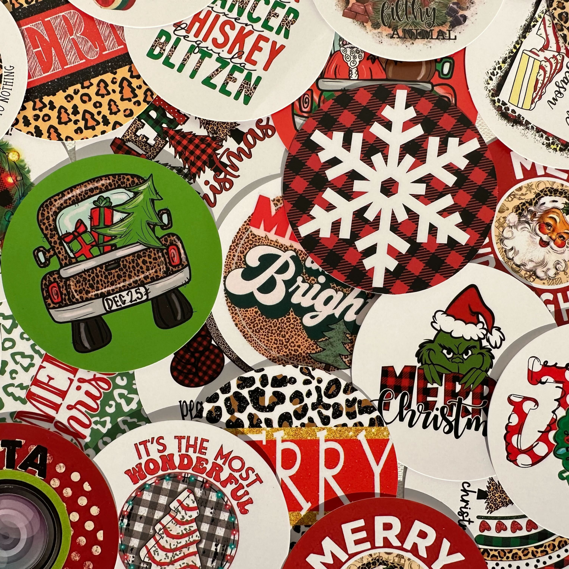 Christmas Cardstock Cutout Circles for Freshies, 24 Cardstock Cutouts For