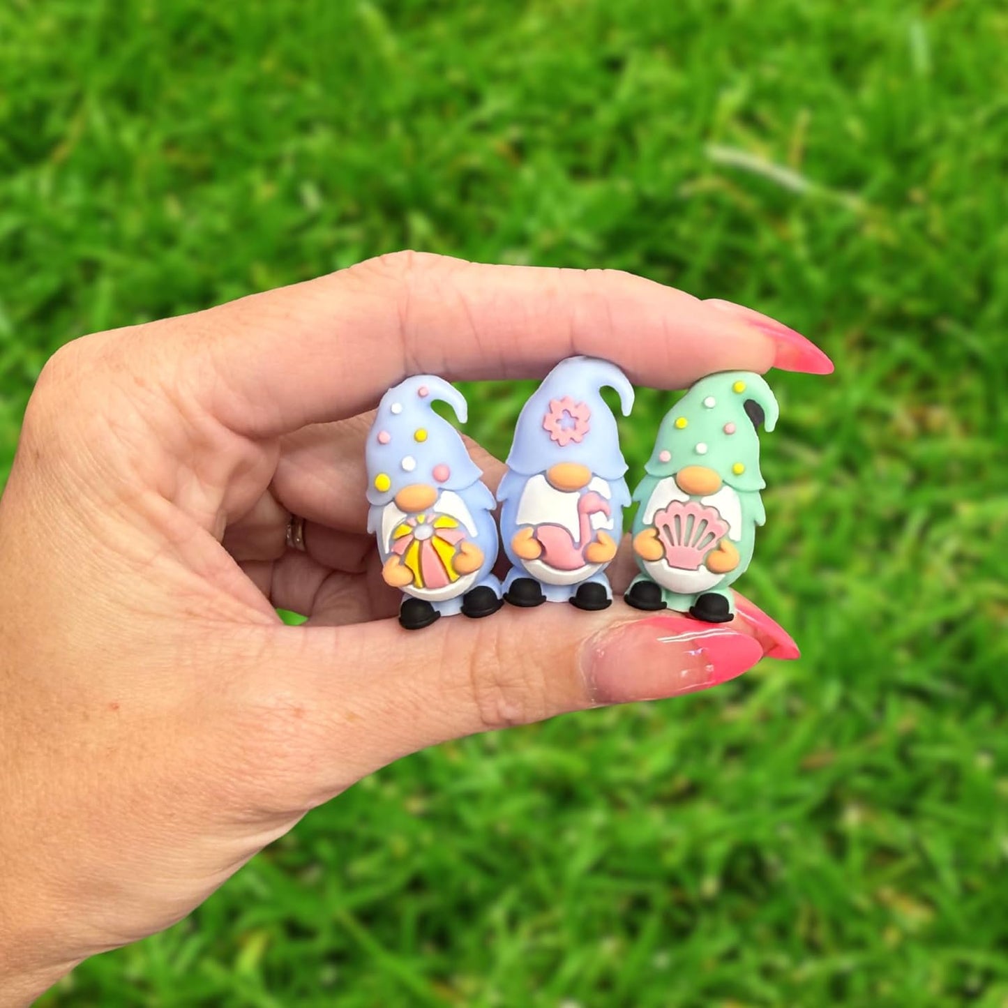 Gnomes Holding Sea Shells Beach Balls 3D Silicone Focal Beads 12pk Bulk 1.3x0.7” Summer Teal Purple Garden 2 Holes Beadable Pens DIY Unique